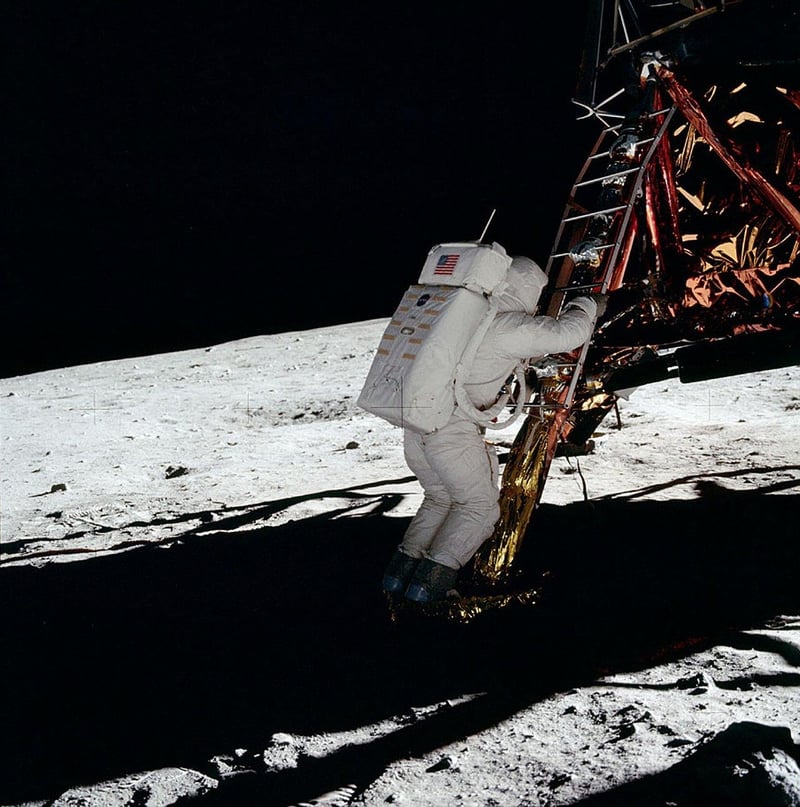 Lunar Shuttle